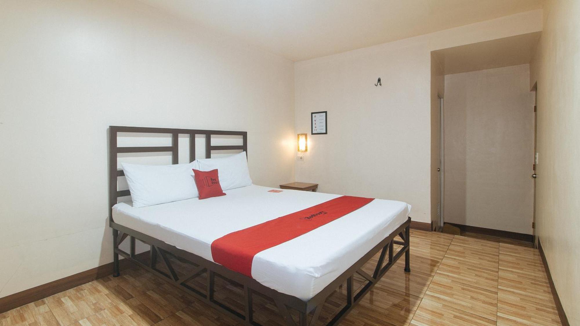 Elegance Guesthouse Pasay Bagian luar foto