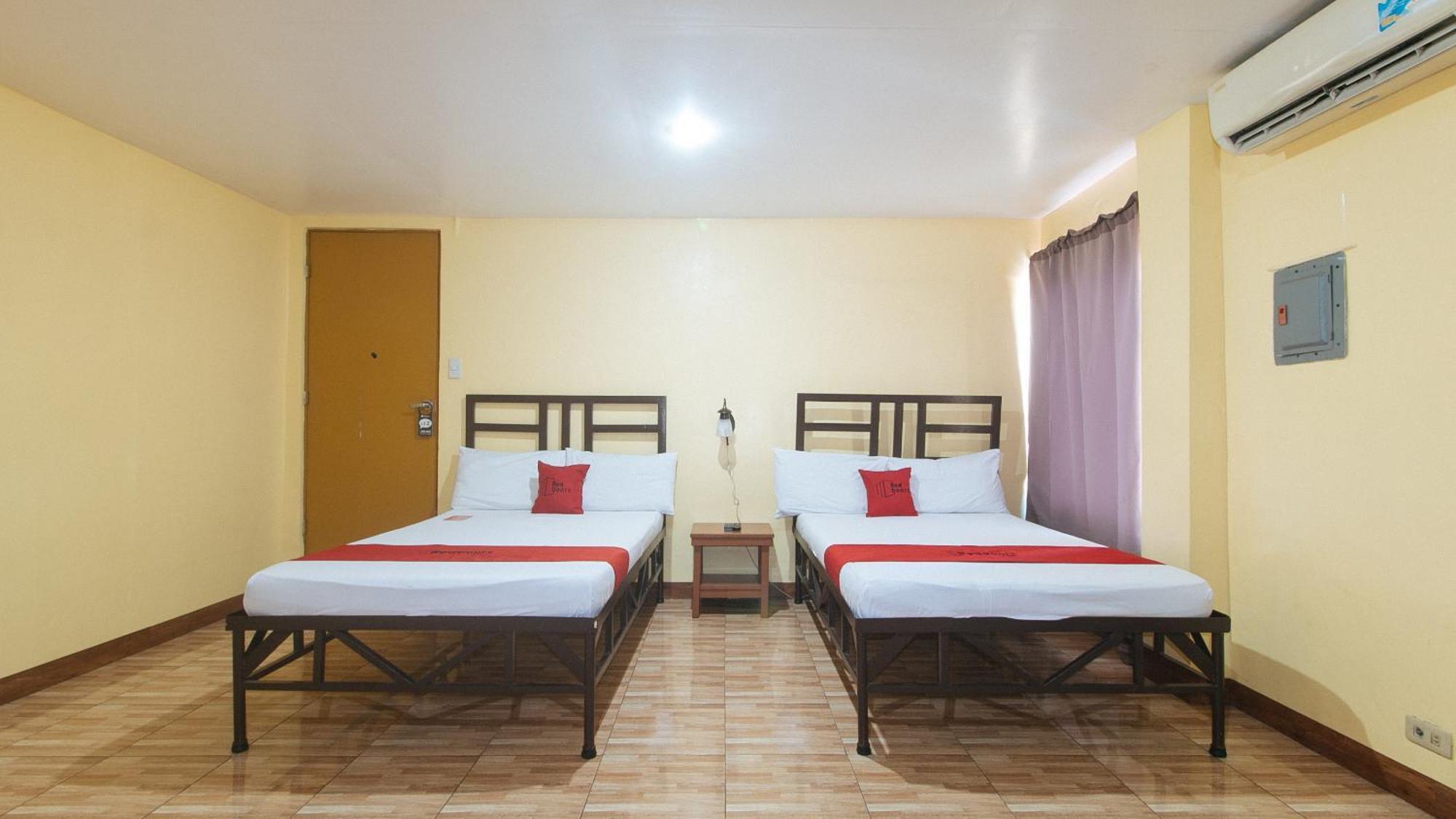 Elegance Guesthouse Pasay Bagian luar foto