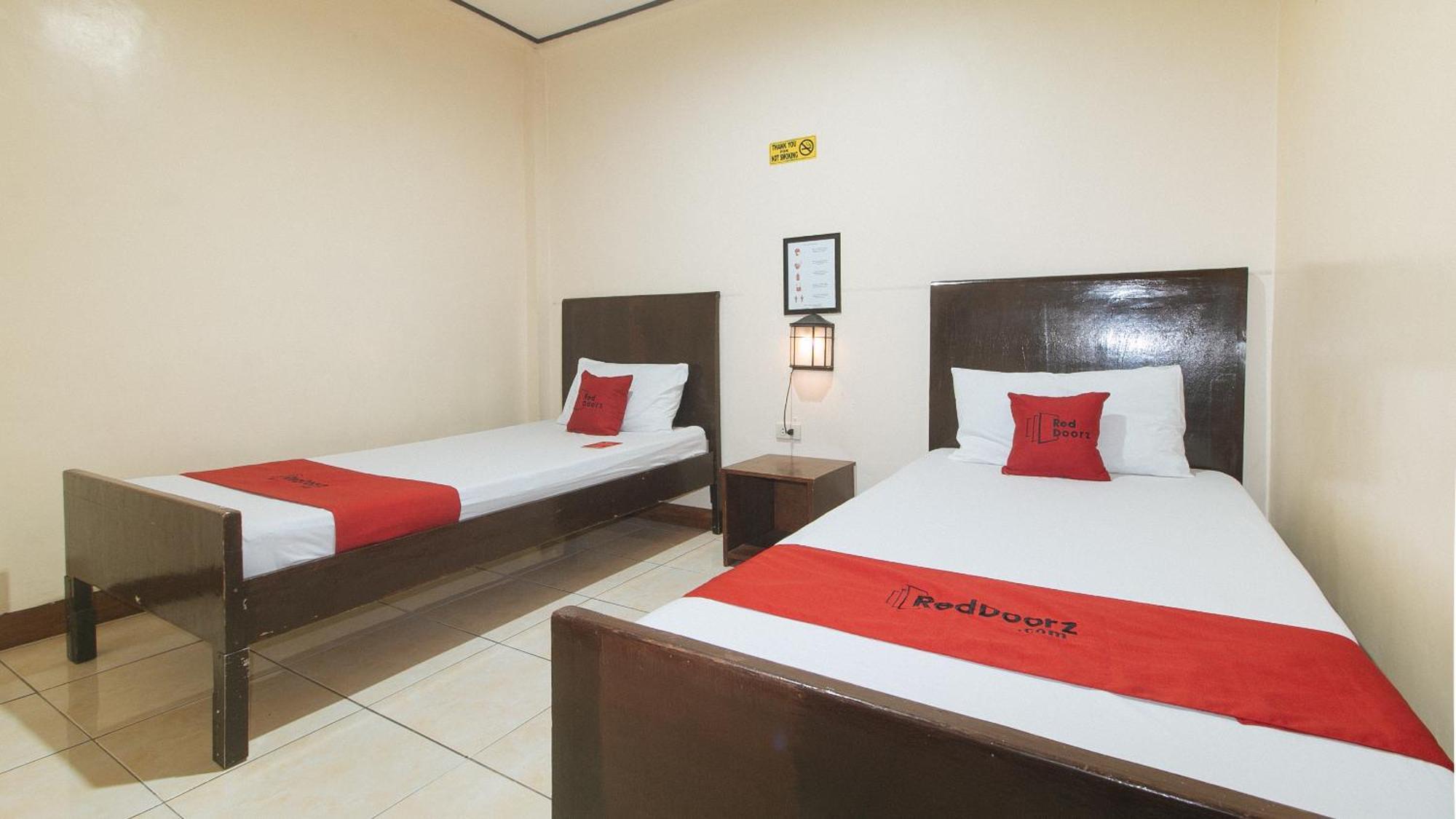 Elegance Guesthouse Pasay Bagian luar foto