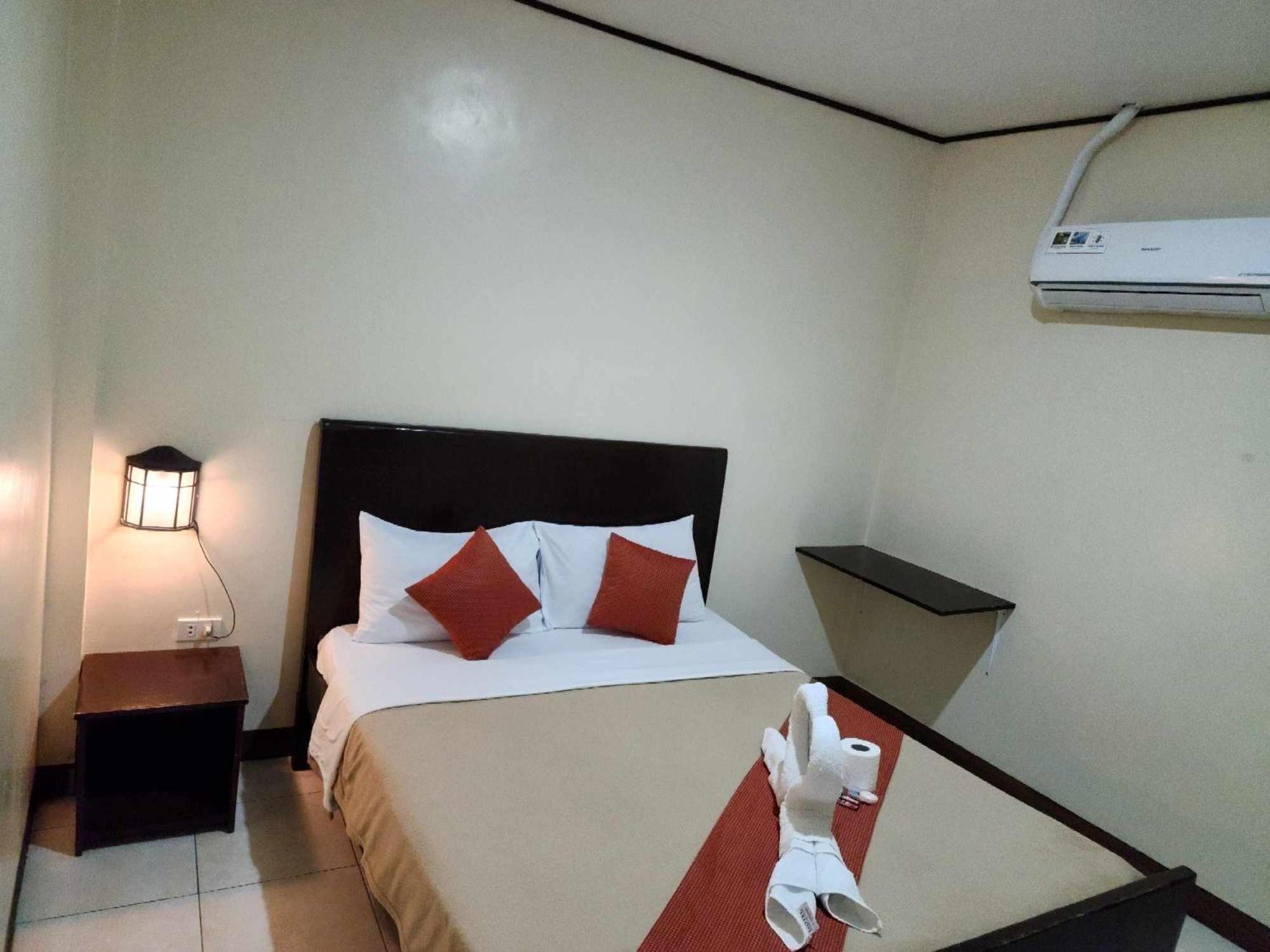 Elegance Guesthouse Pasay Bagian luar foto