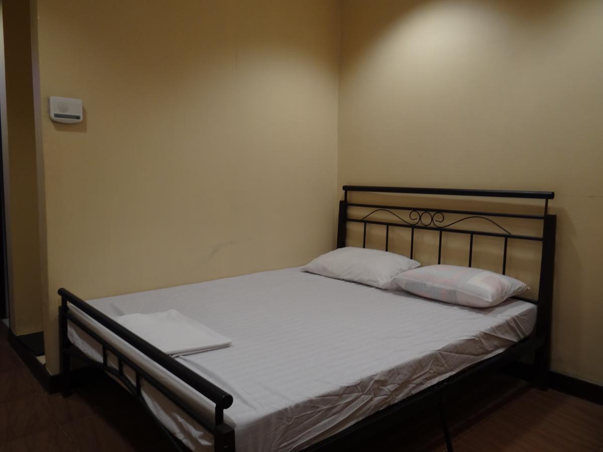 Elegance Guesthouse Pasay Bagian luar foto