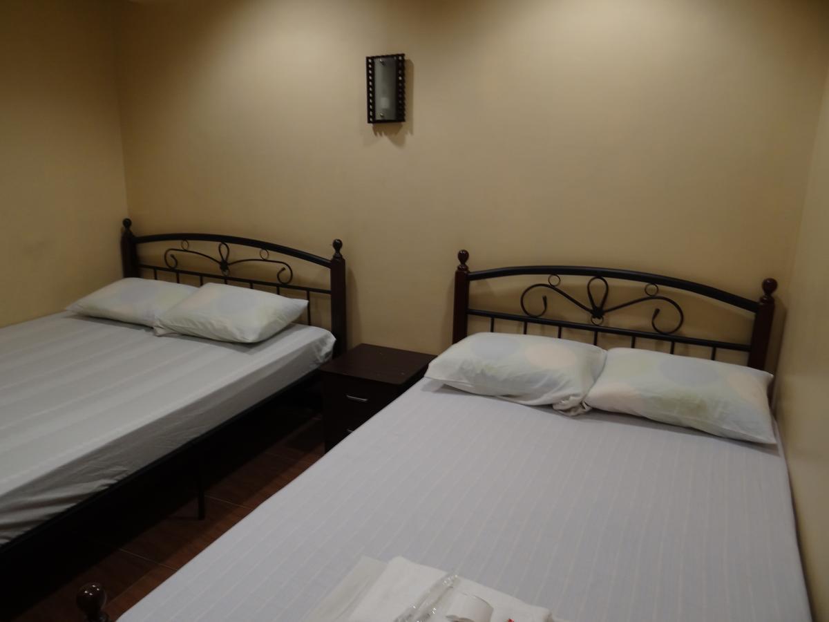 Elegance Guesthouse Pasay Bagian luar foto